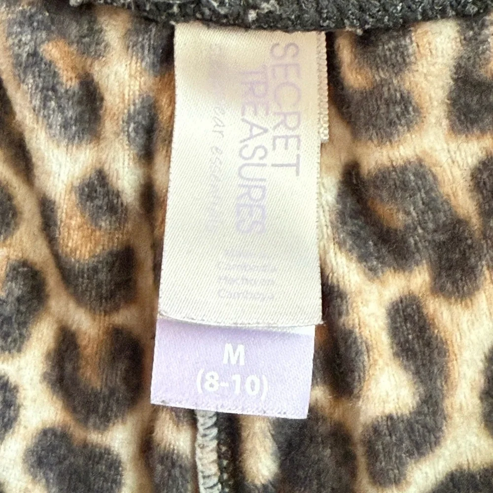 Velour Jogger Sleep Set — leopard print - Picture 9 of 9